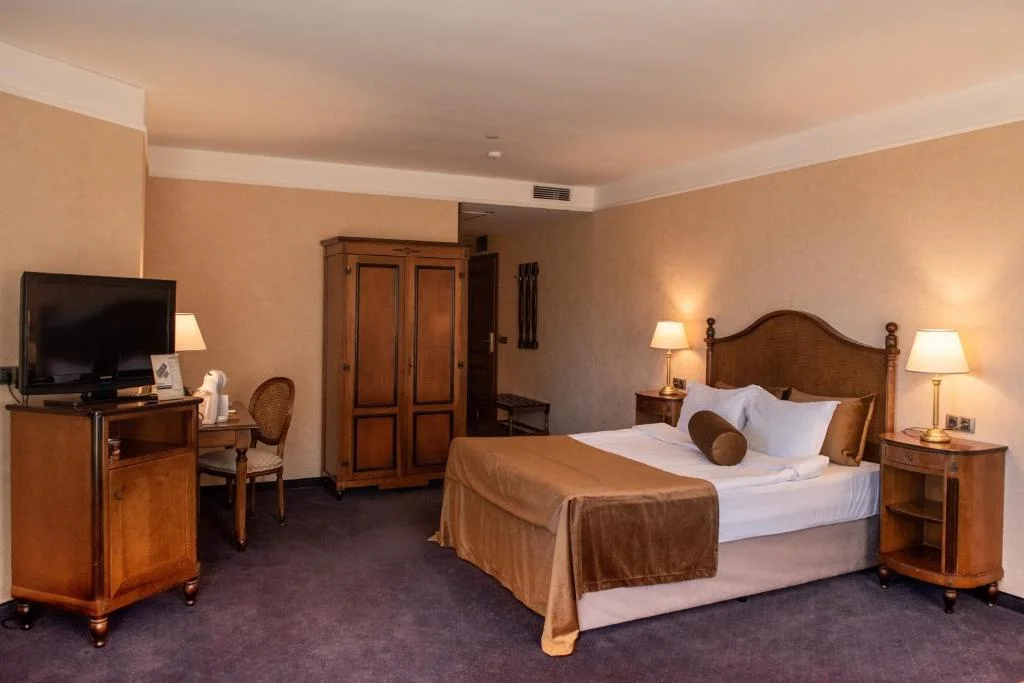 Festa Winter Palace Hotel