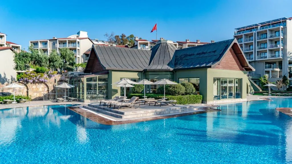 Arum Barut Collection - Fotoja 8