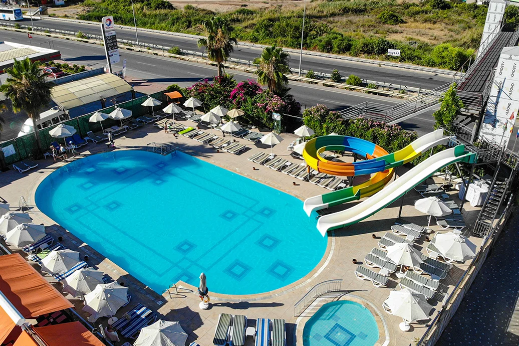 Throne Beach Resort Spa - Fotoja 4