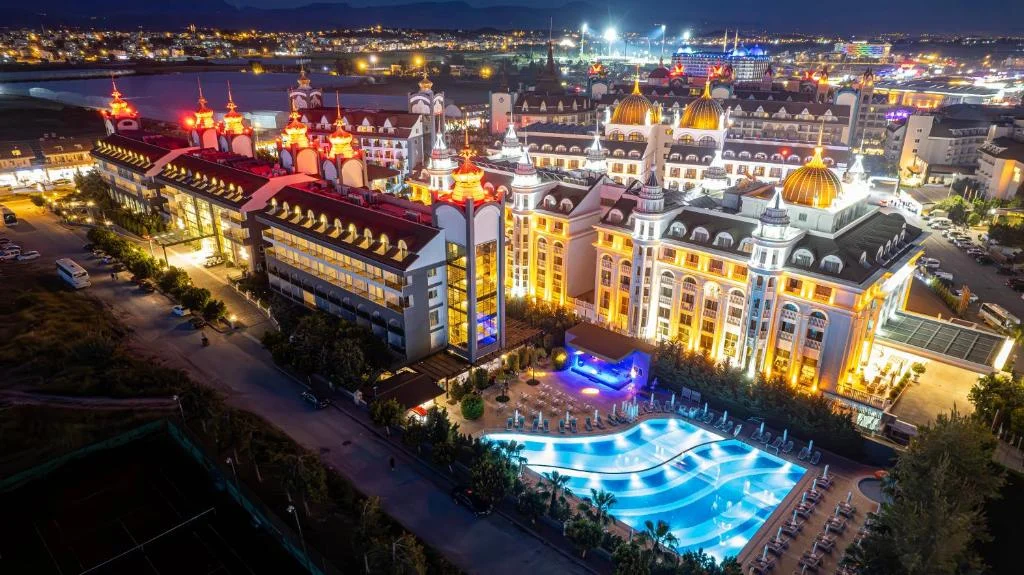 Well Palace Side - Fotoja 3