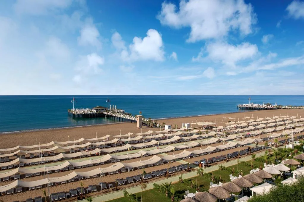 Delphin Imperial Lara - Fotoja 6